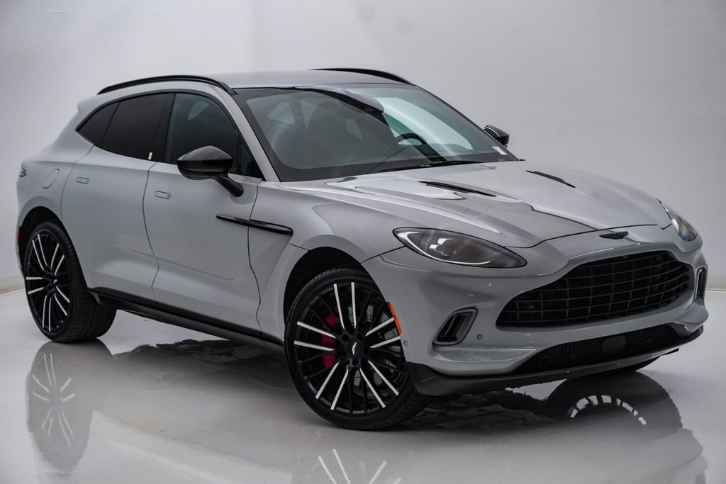 Used 2023 Aston Martin DBX AWD/4WD image 3