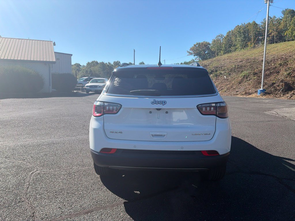 Used 2024 Jeep Compass Limited AWD/4WD image 8
