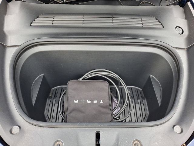 Used 2021 Tesla Model Y Long Range image 30