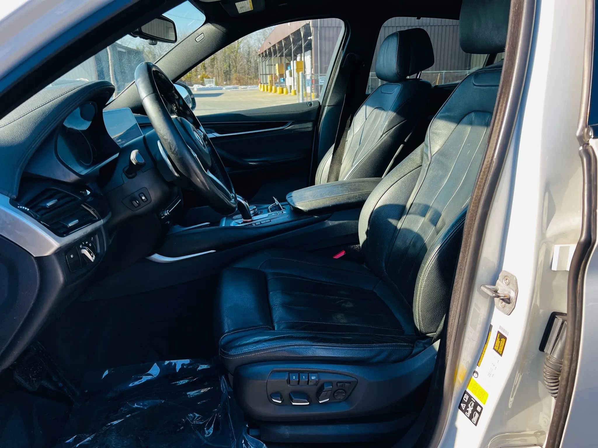 Used 2019 BMW X6 xDrive50i image 9