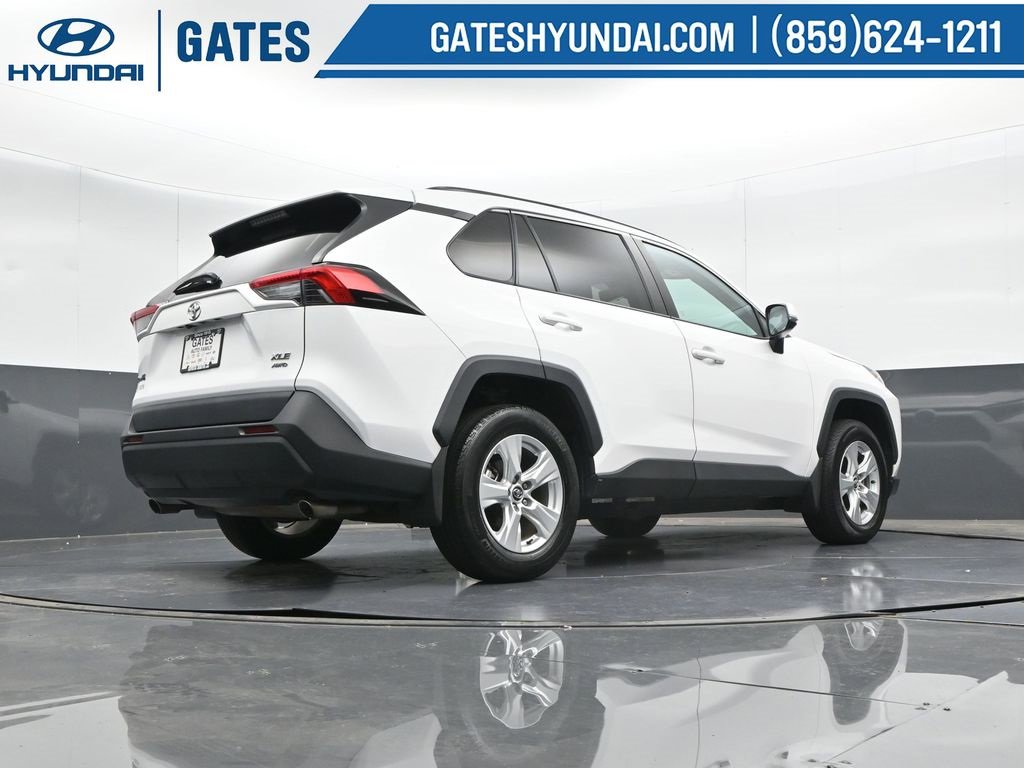 Used 2021 Toyota RAV4 XLE image 38