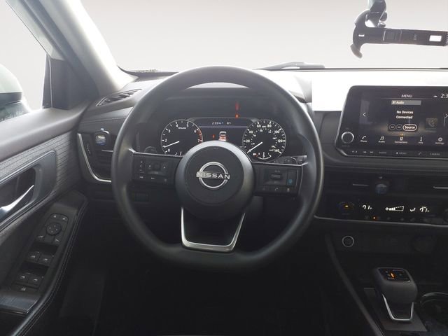 Used 2023 Nissan Rogue SV image 12