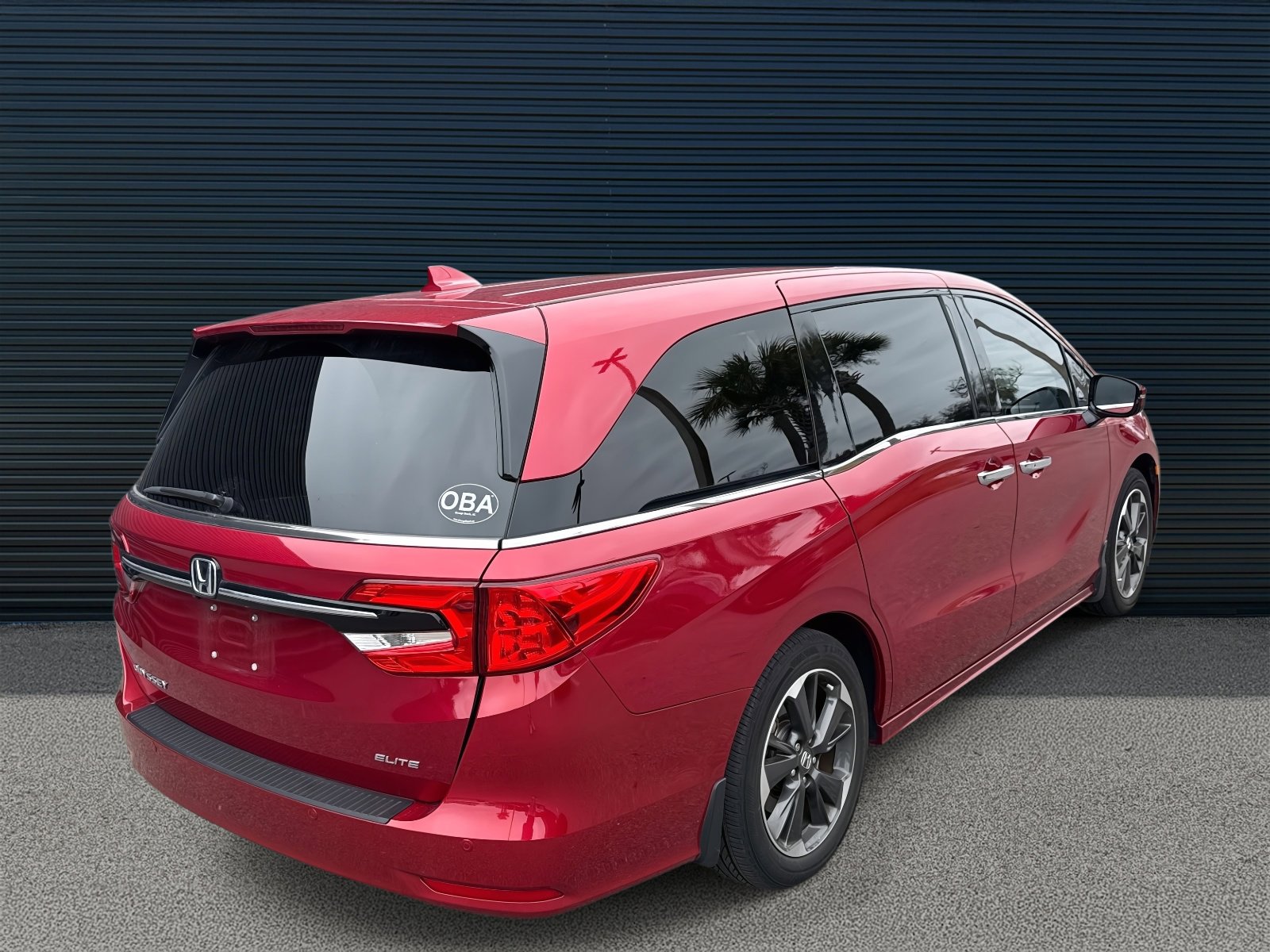Used 2024 Honda Odyssey Elite image 7