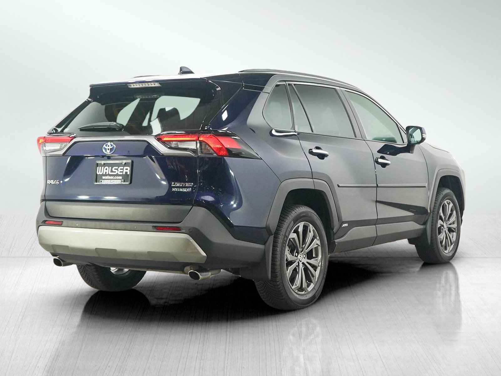 Used 2023 Toyota RAV4 Limited AWD/4WD image 6