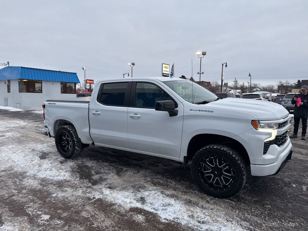 Used 2023 Chevrolet Silverado 1500 RST w/ Convenience Package II image 5