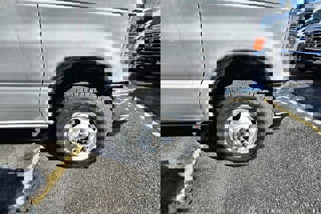 New 2026 Ford E-350 and Econoline 350 Super Duty w/ Driver's Safety Package image 10