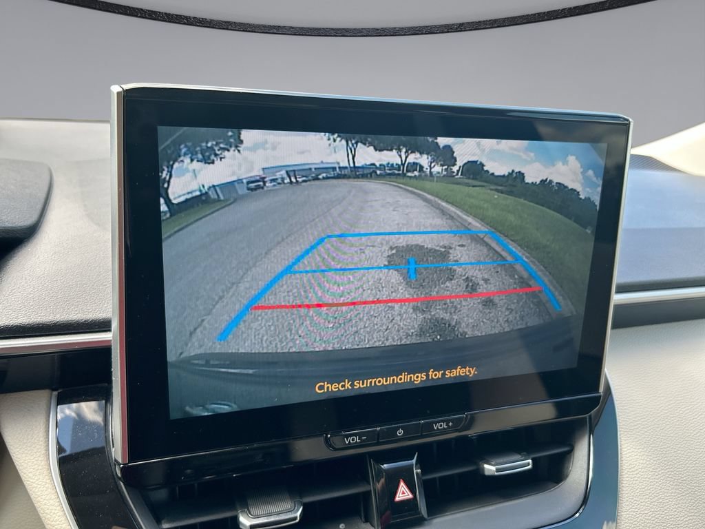 Used 2025 Toyota Corolla XLE FWD image 24