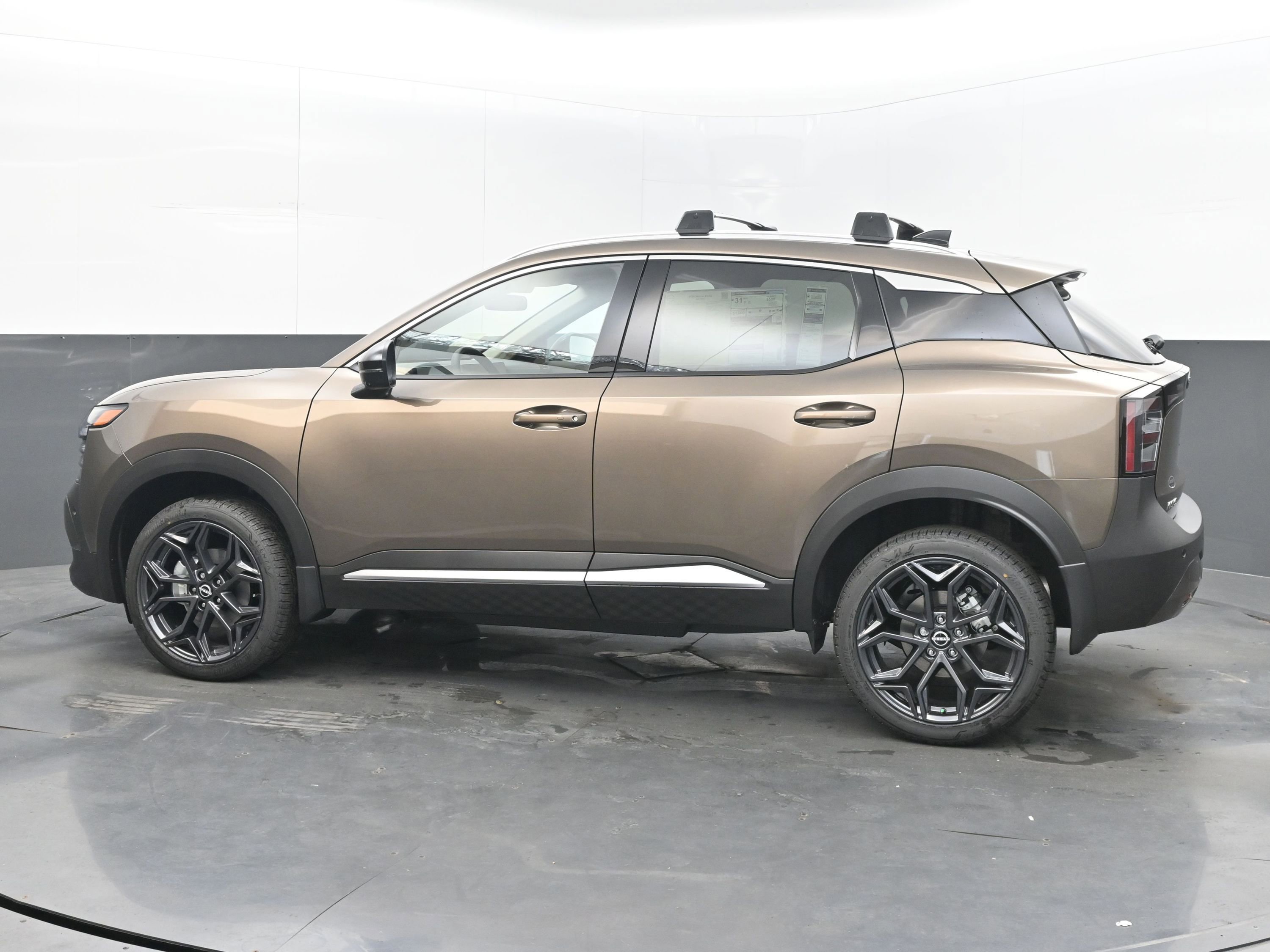 New 2026 Nissan Kicks SR image 5