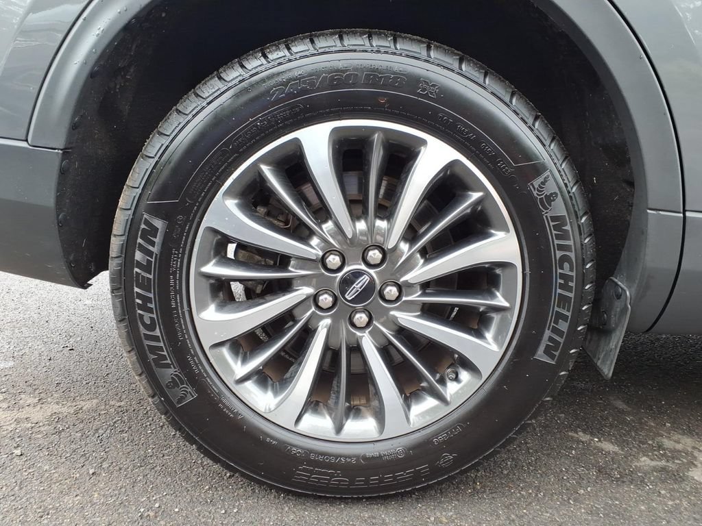Used 2023 Lincoln Nautilus AWD w/ Premium Package image 23
