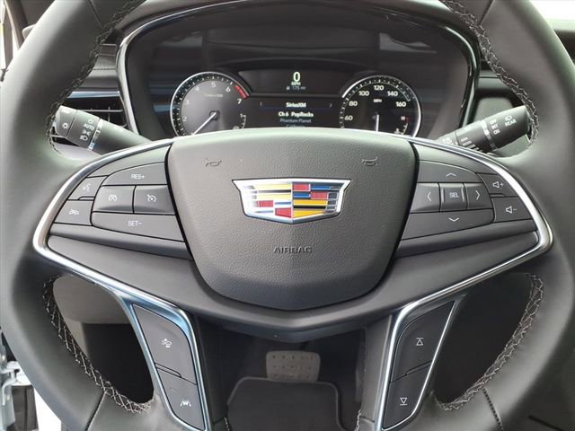 New 2026 Cadillac XT5 Luxury FWD image 11