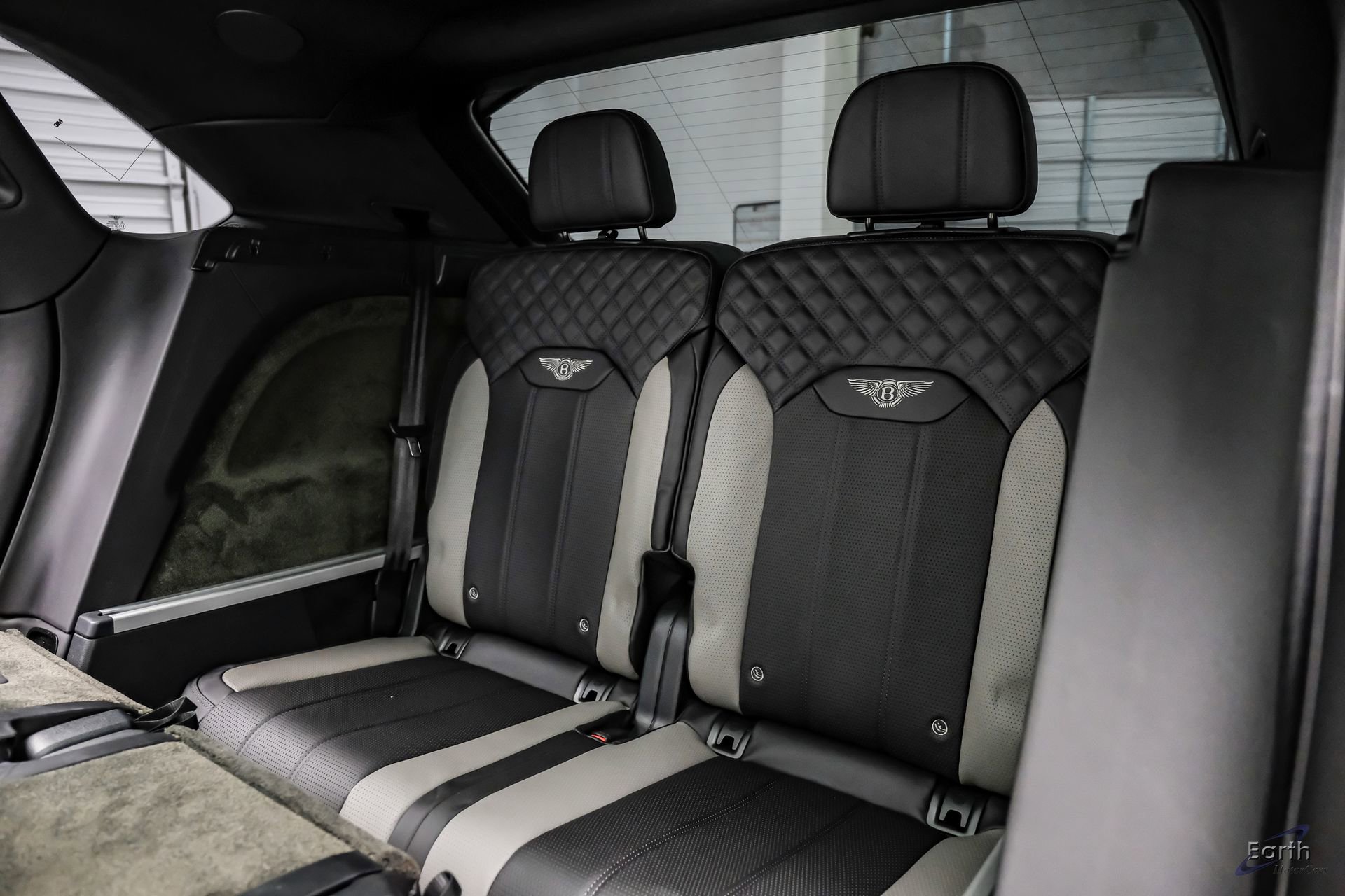 Used 2022 Bentley Bentayga AWD/4WD image 95