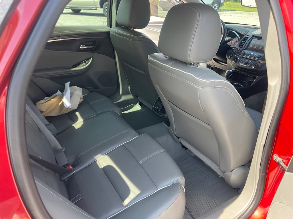 Used 2015 Chevrolet Impala LTZ FWD image 17