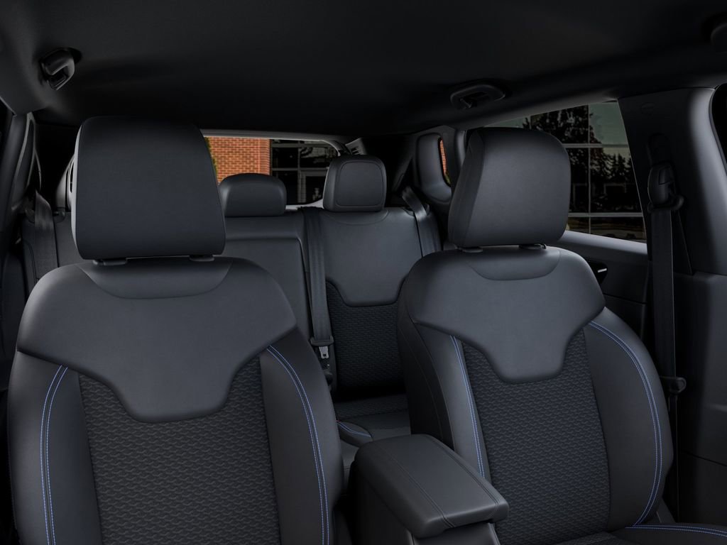 New 2026 Jeep Compass Latitude image 25