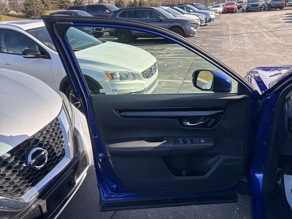 Used 2025 Honda CR-V EX-L image 19