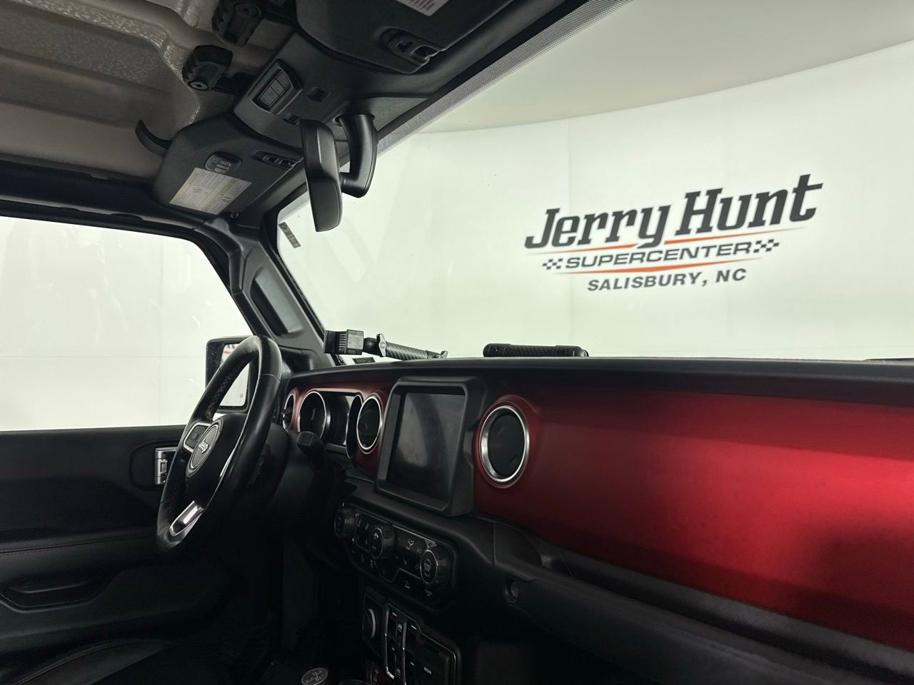 Used 2021 Jeep Gladiator Rubicon w/ Uconnect 4C Nav & Sound Group image 33