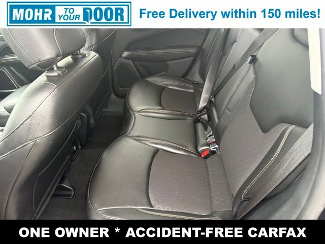 Used 2020 Jeep Compass Latitude w/ Cold Weather Group AWD/4WD image 32