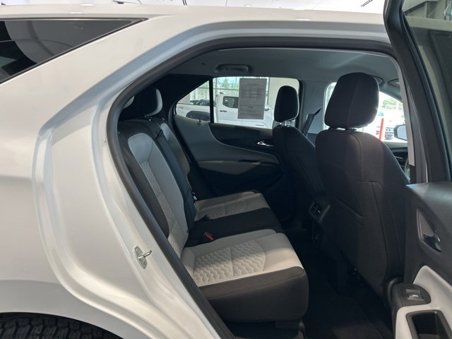 Used 2021 Chevrolet Equinox LS w/ LS Convenience Package image 19