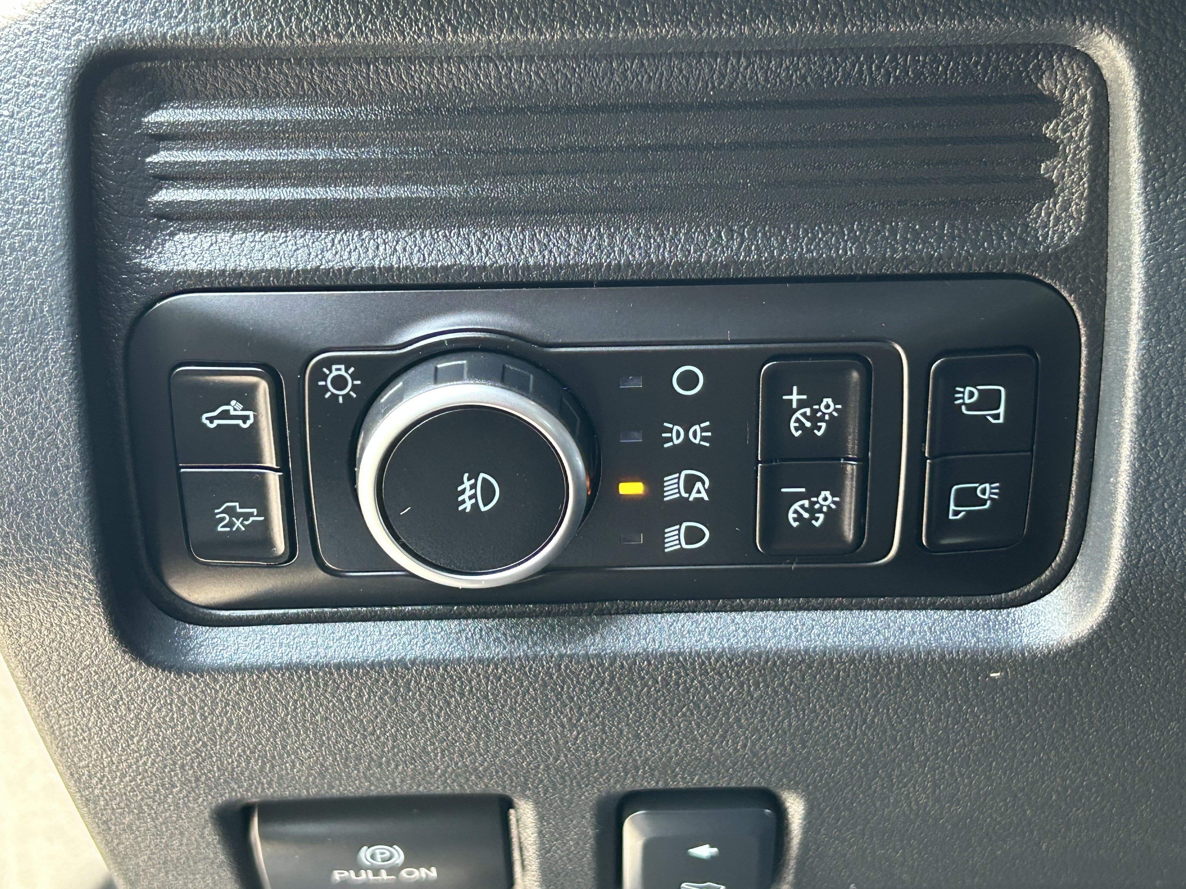 Used 2025 Ford F250 Lariat AWD/4WD image 20