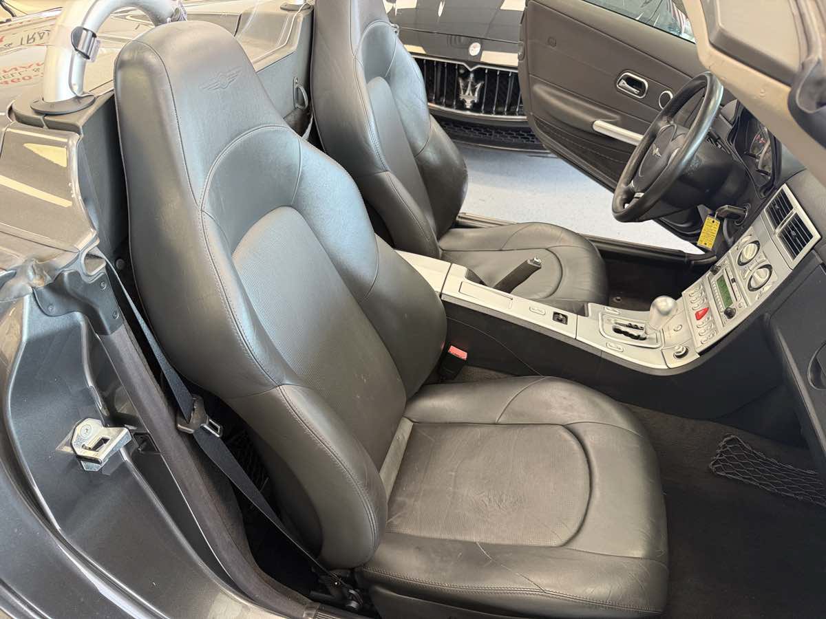 Used 2005 Chrysler Crossfire Limited RWD image 26