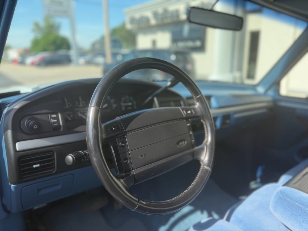 Used 1994 Ford F150 XL AWD/4WD image 13