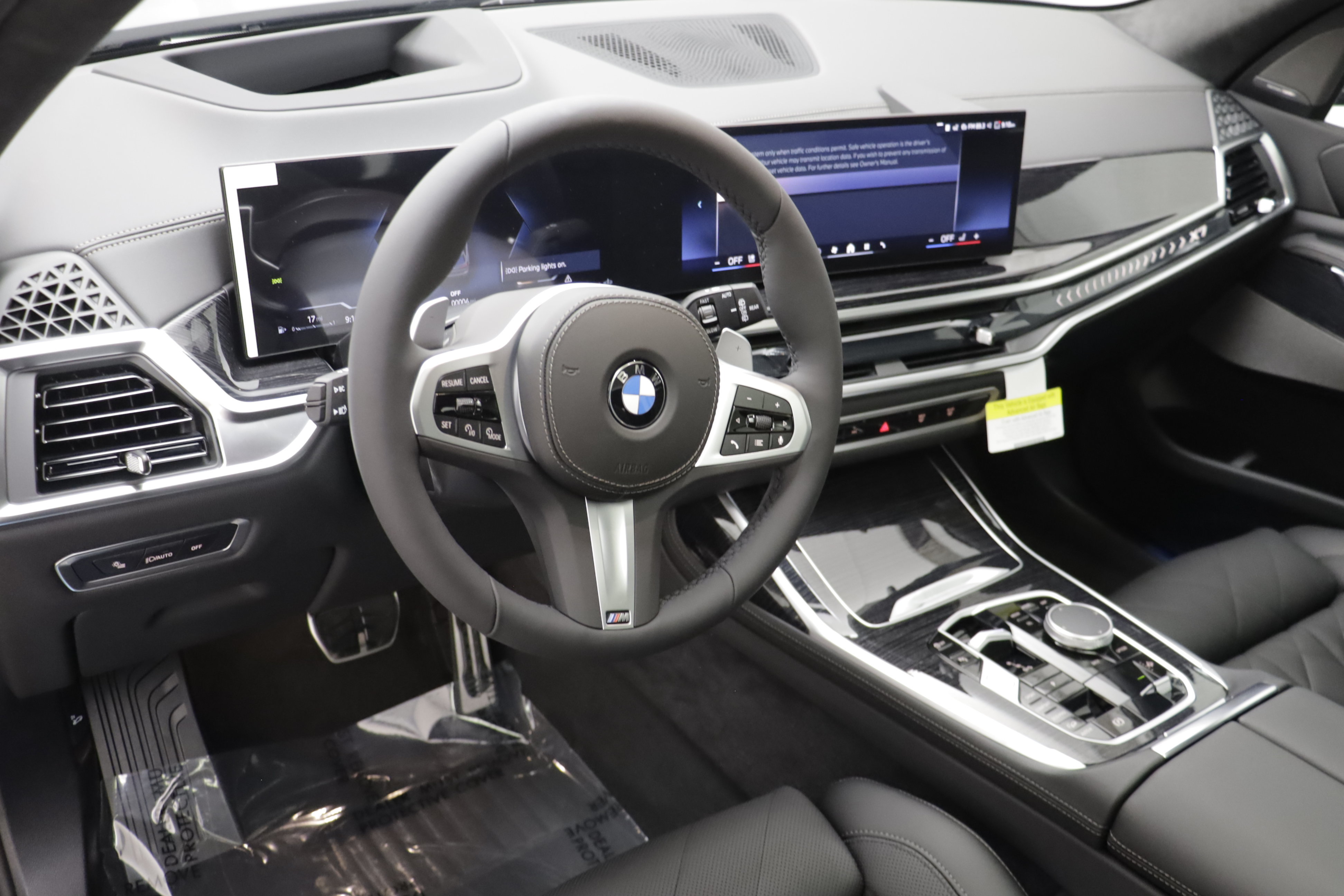 New 2027 BMW X7 xDrive40i w/ M Sport Package AWD/4WD image 7