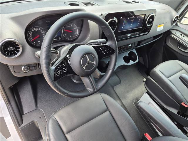 Used 2026 Mercedes-Benz Sprinter 2500 image 14