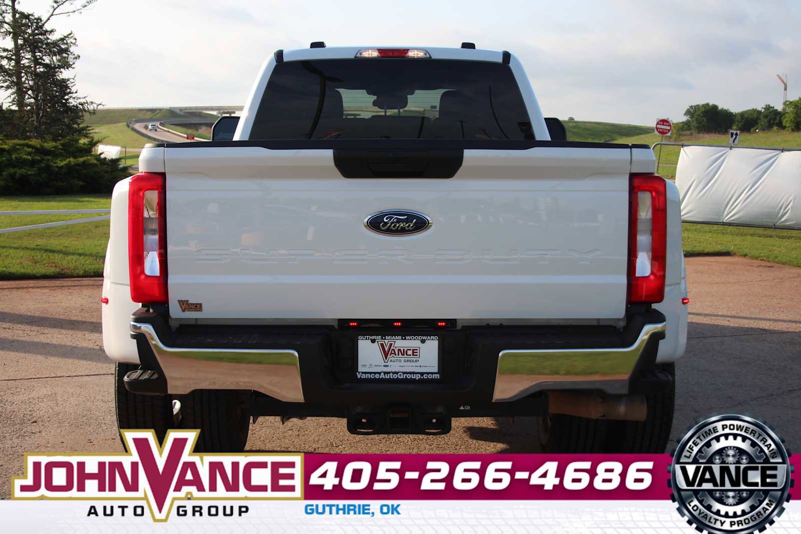 Used 2025 Ford F350 XLT AWD/4WD image 10