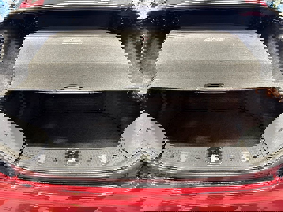 Used 2011 Mercedes-Benz SL 550 image 50