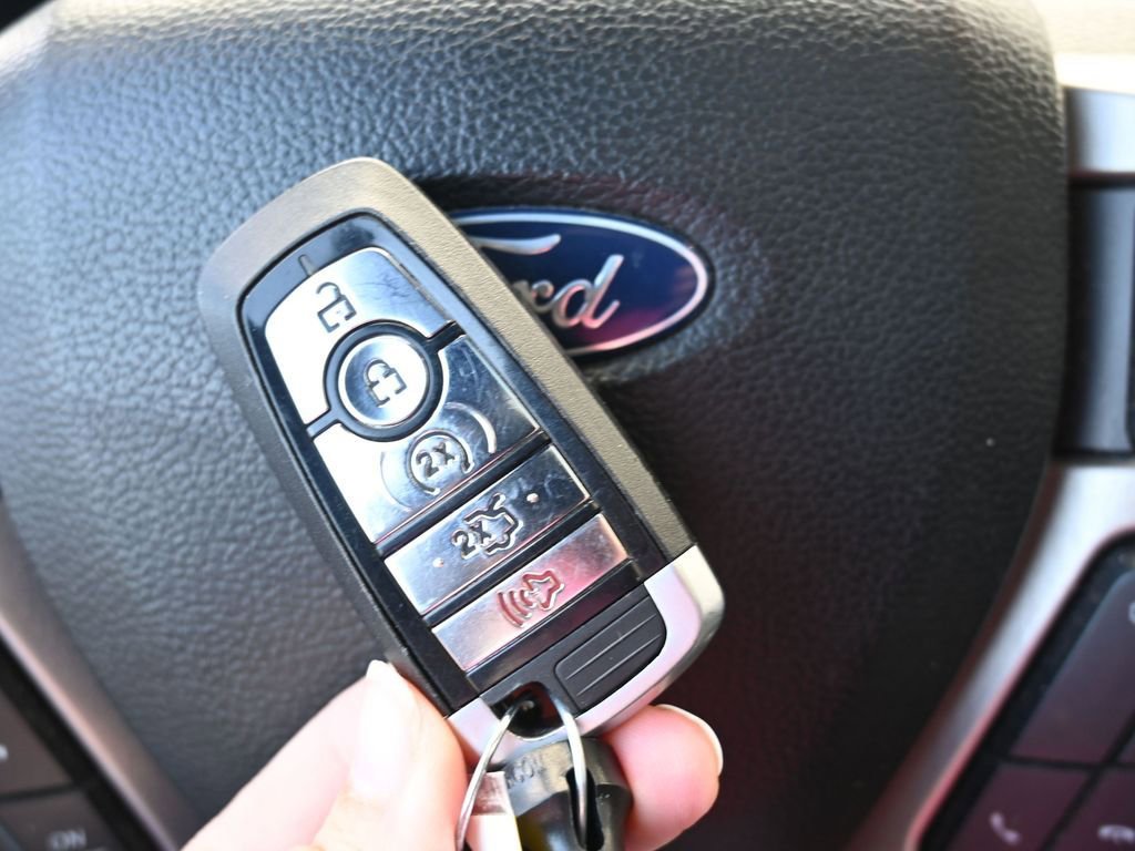 Used 2019 Ford F250 Platinum w/ Platinum Ultimate Package image 41