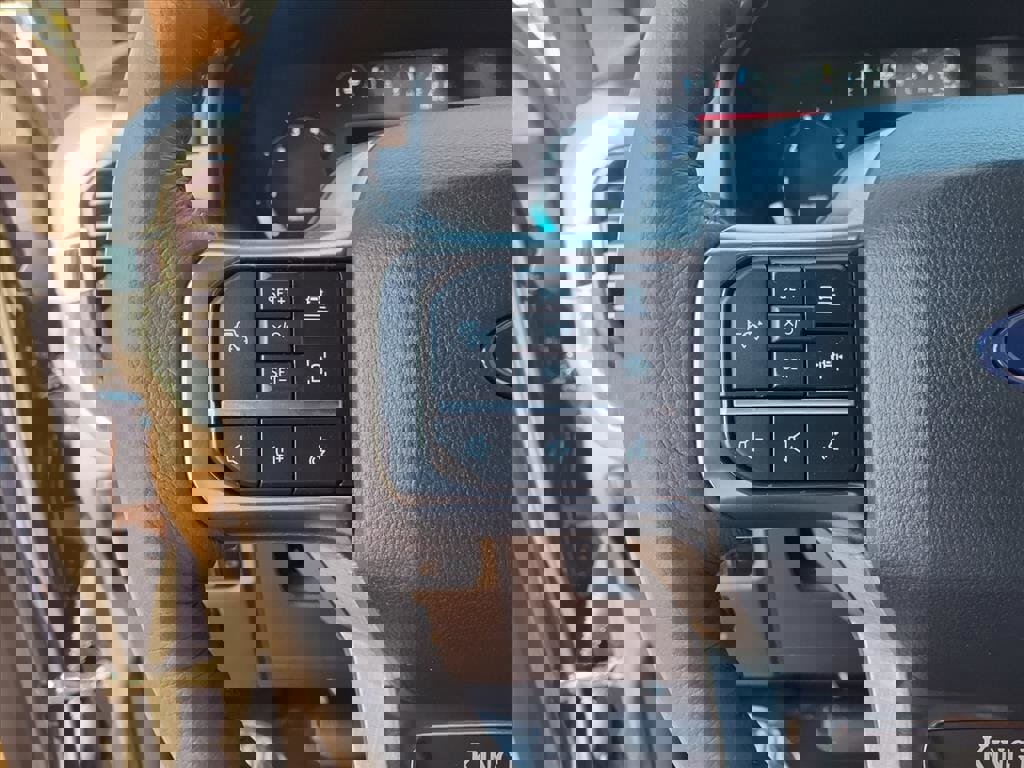 New 2025 Ford F150 King Ranch w/ FX4 Off-Road Package image 17