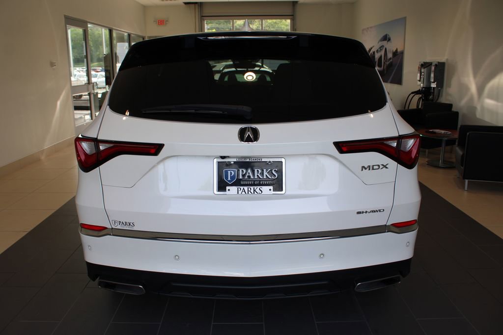 Used 2023 Acura MDX SH-AWD w/ Technology Package image 28