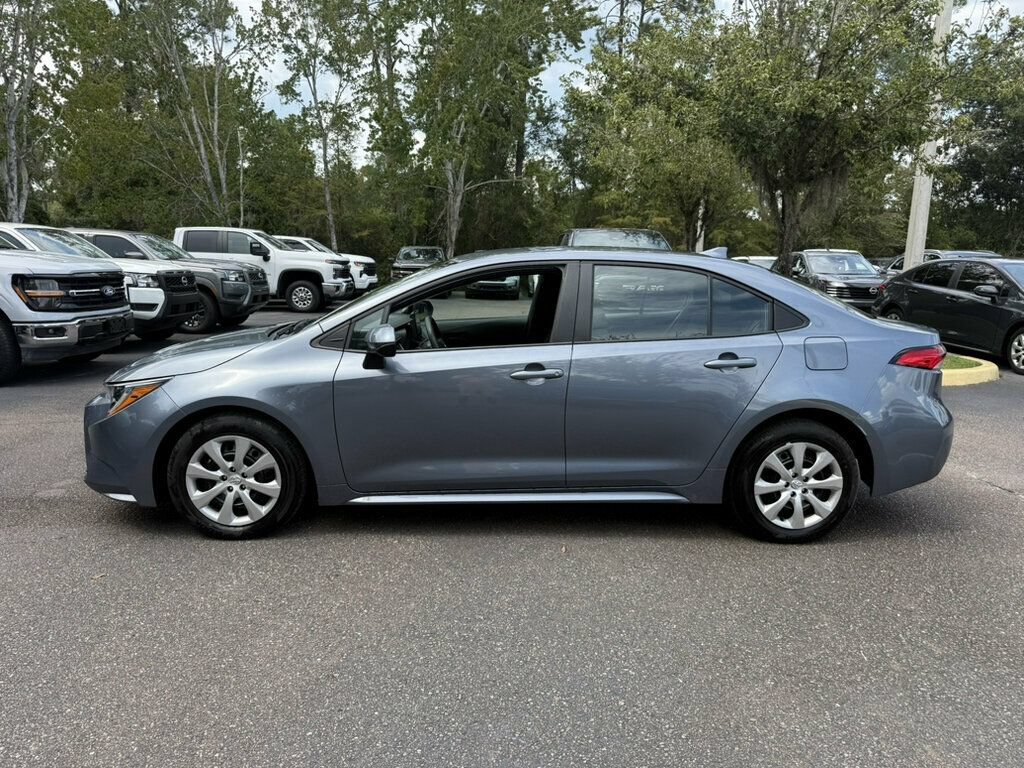 Used 2026 Toyota Corolla LE FWD image 2