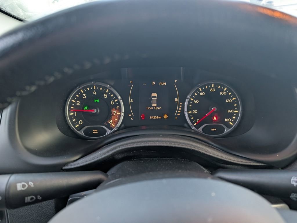 Used 2016 Jeep Renegade Latitude image 19