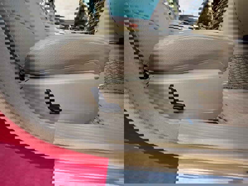 Used 2013 Mercedes-Benz C 300 4MATIC Sedan image 36