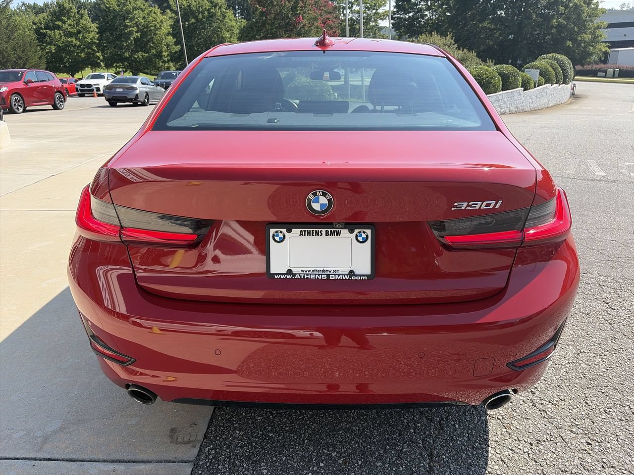 Used 2021 BMW 330i Sedan w/ Convenience Package RWD image 12