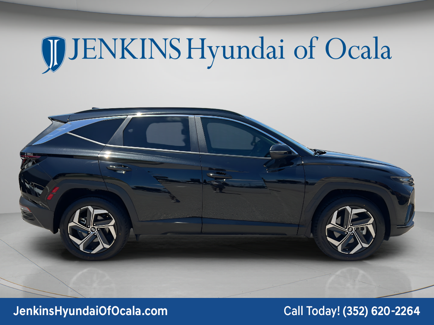 Certified 2022 Hyundai Tucson SEL w/ Convenience + Premium Package AWD/4WD image 2