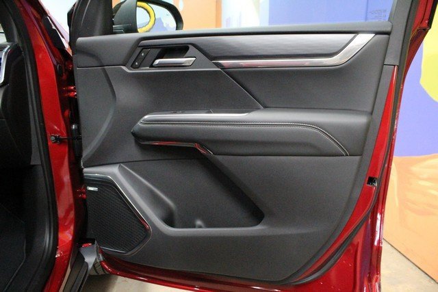 New 2026 GMC Acadia Elevation image 9