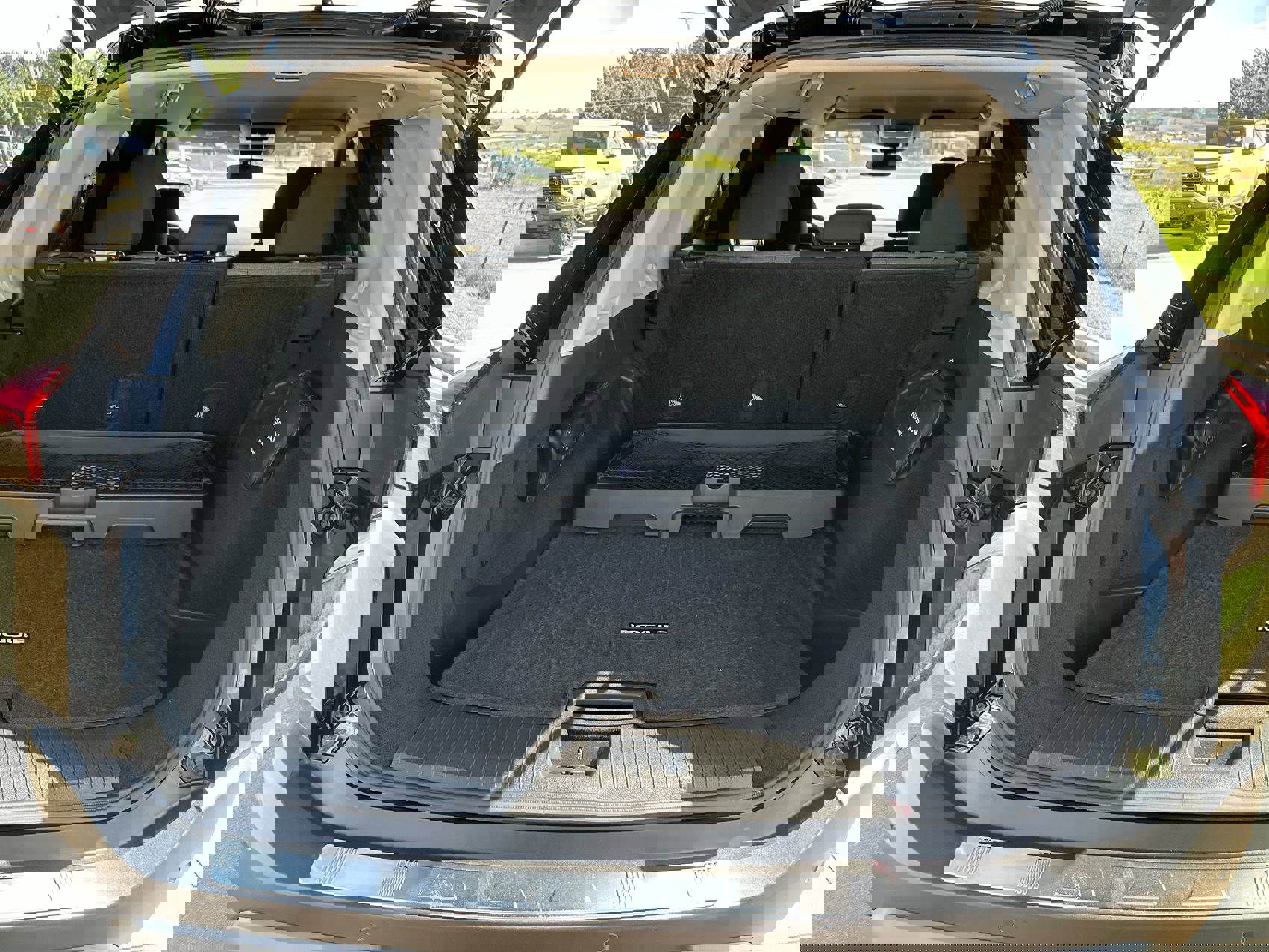 Used 2023 Nissan Rogue SV image 22