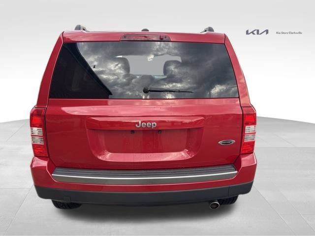 Used 2017 Jeep Patriot Sport w/ Power Value Group FWD image 7