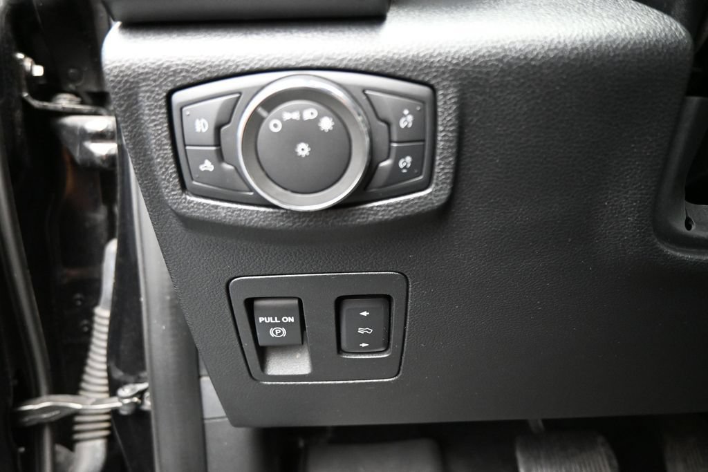 Used 2020 Ford F150 XLT w/ Equipment Group 302A Luxury AWD/4WD image 12