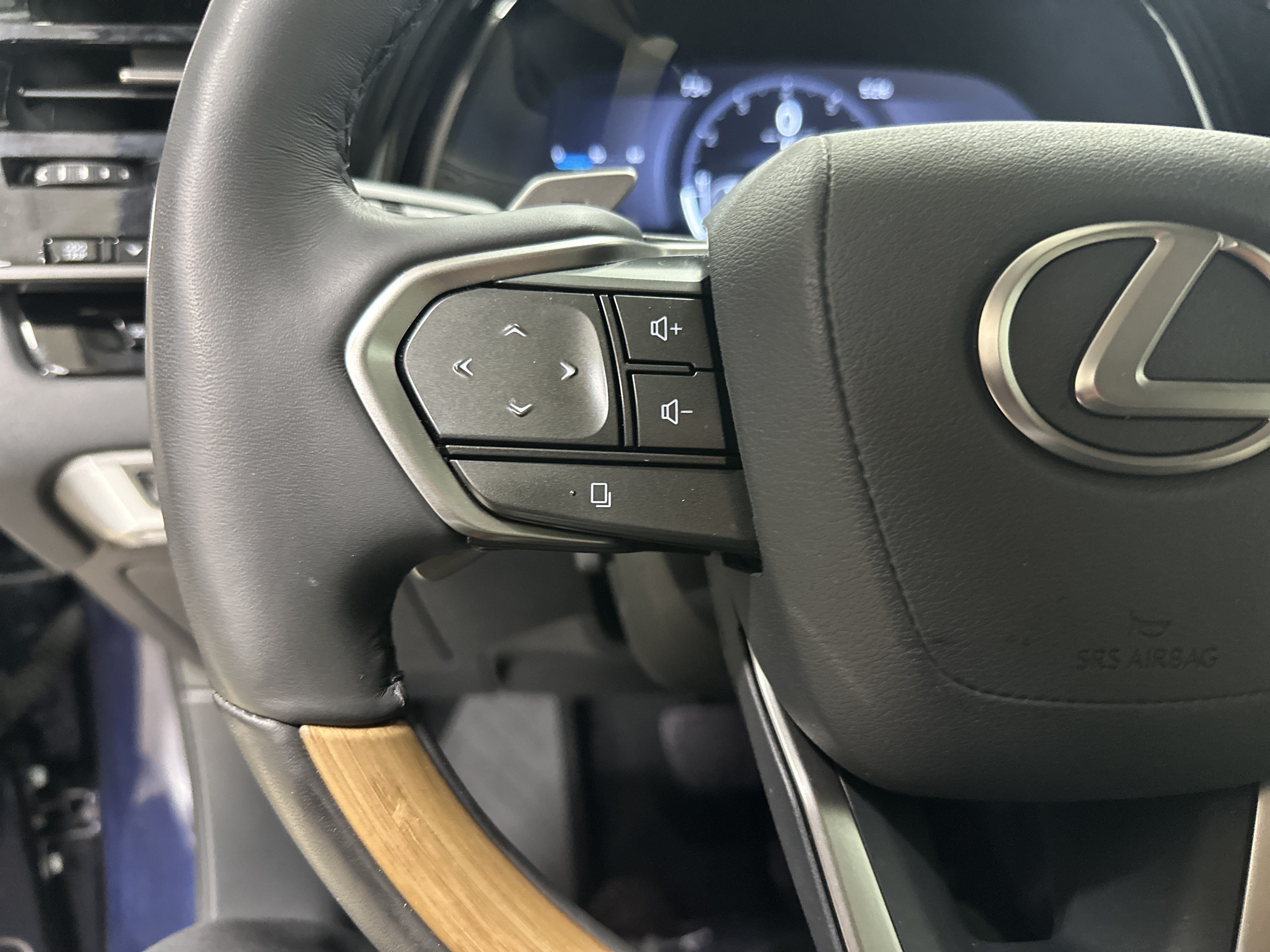 Certified 2025 Lexus RX 350 AWD w/ Luxury Package w/ Convenience Package image 19