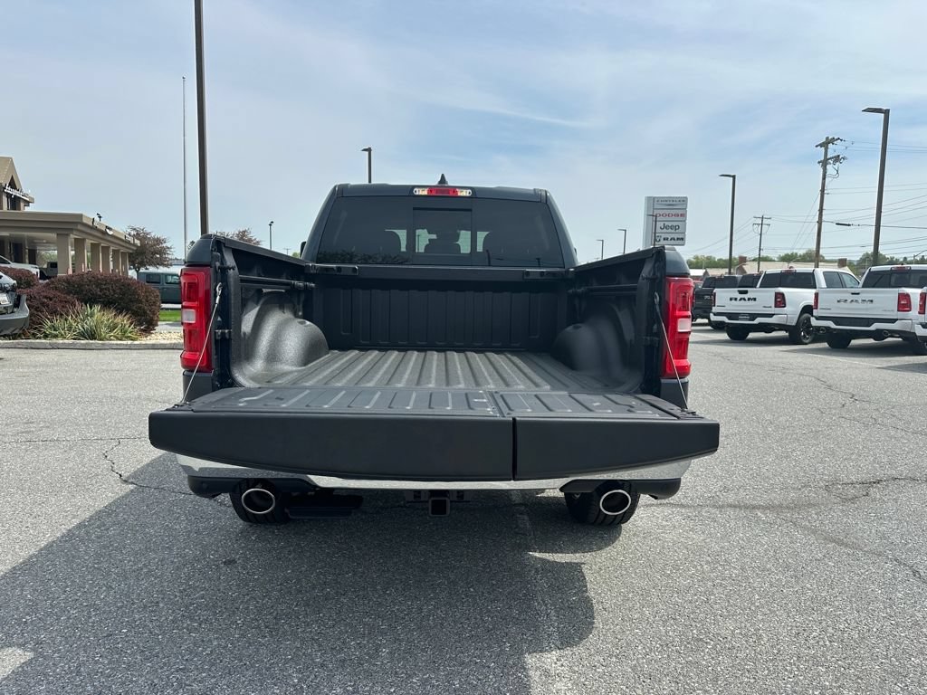 New 2026 RAM 1500 Big Horn AWD/4WD image 12