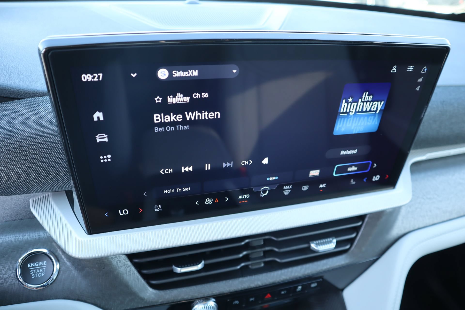New 2026 Ford Explorer Platinum AWD/4WD image 5