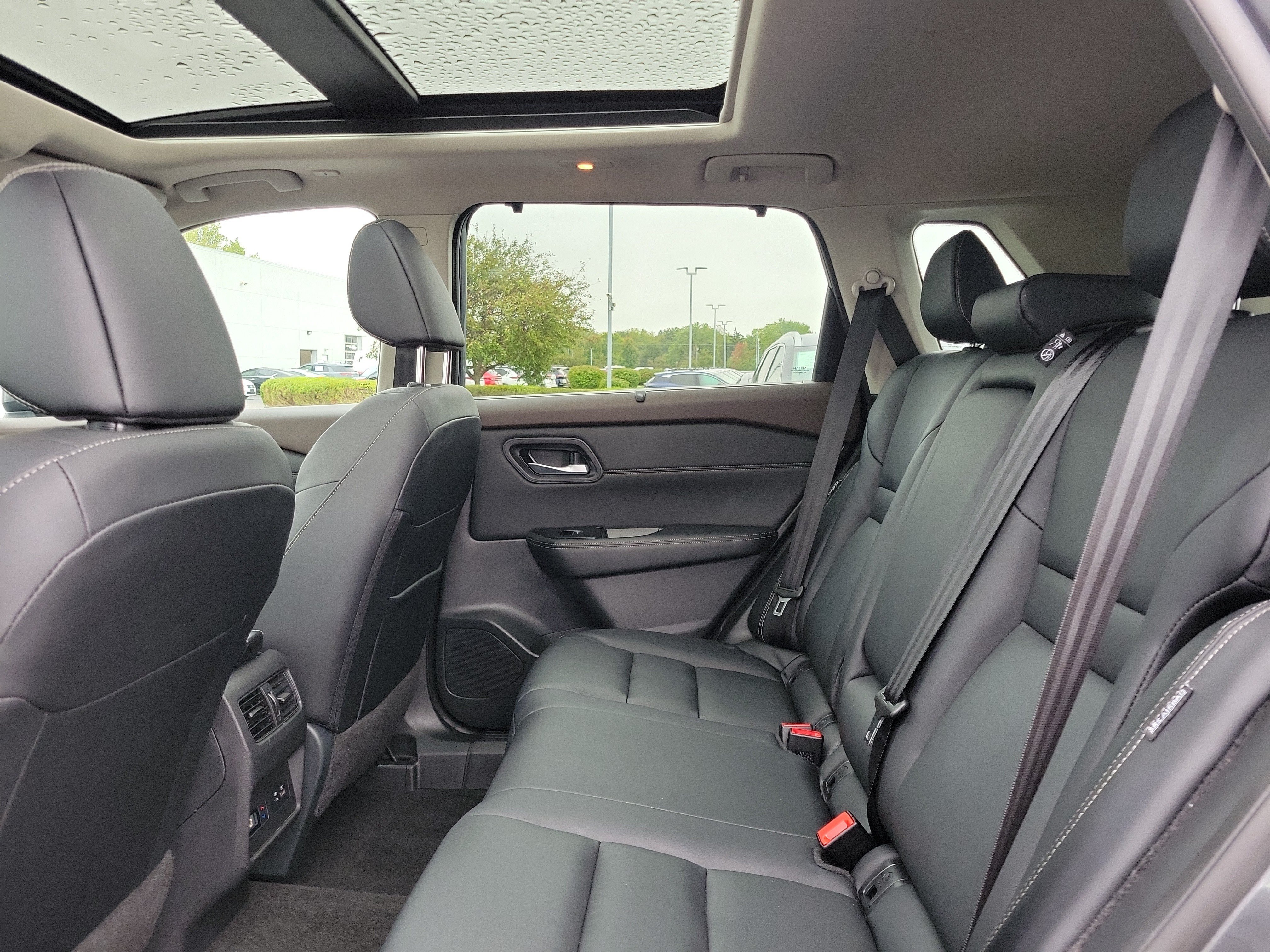 Used 2023 Nissan Rogue SL w/ SL Premium Package AWD/4WD image 11