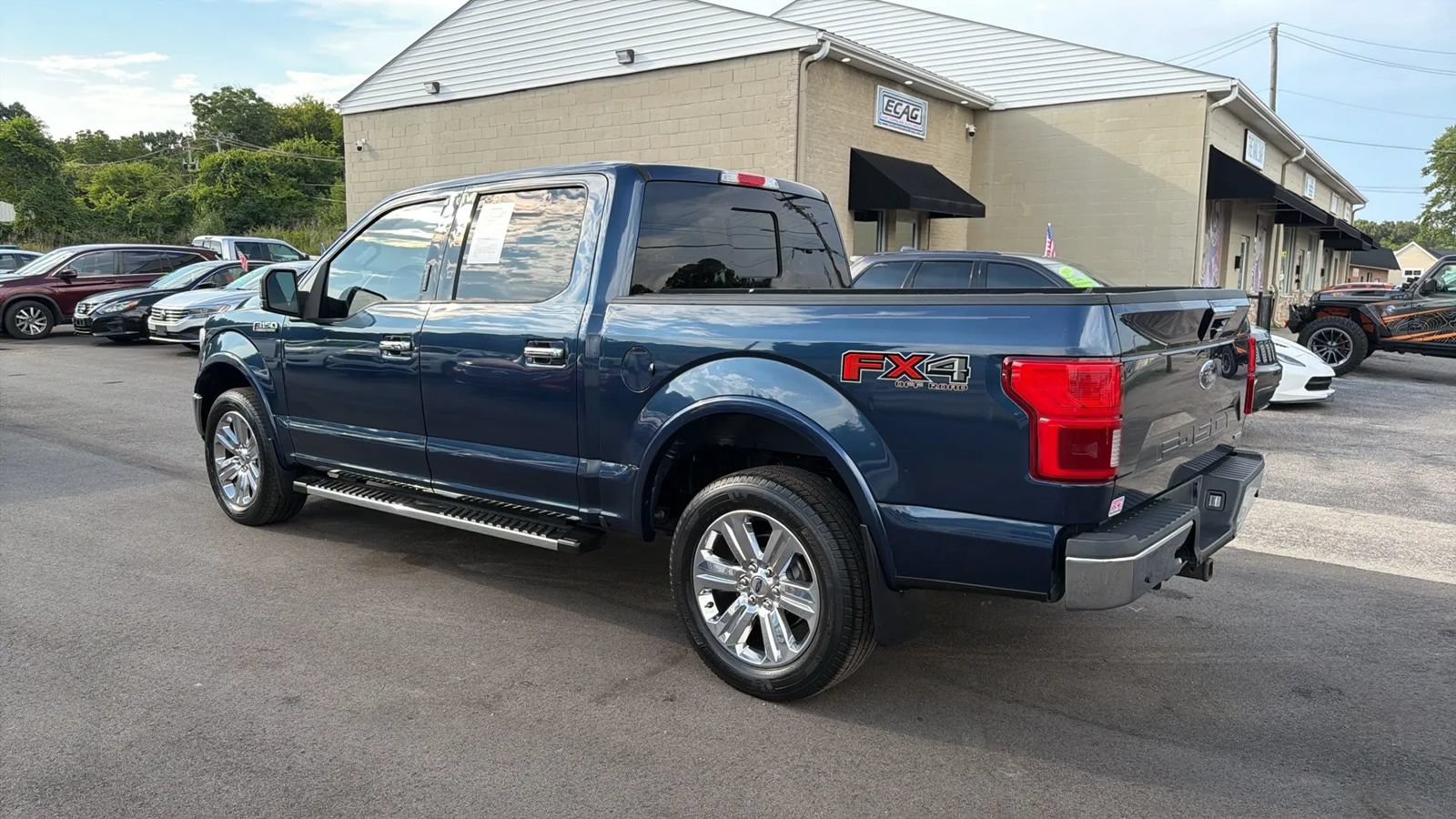 Used 2018 Ford F150 Lariat w/ Equipment Group 502A Luxury AWD/4WD image 3