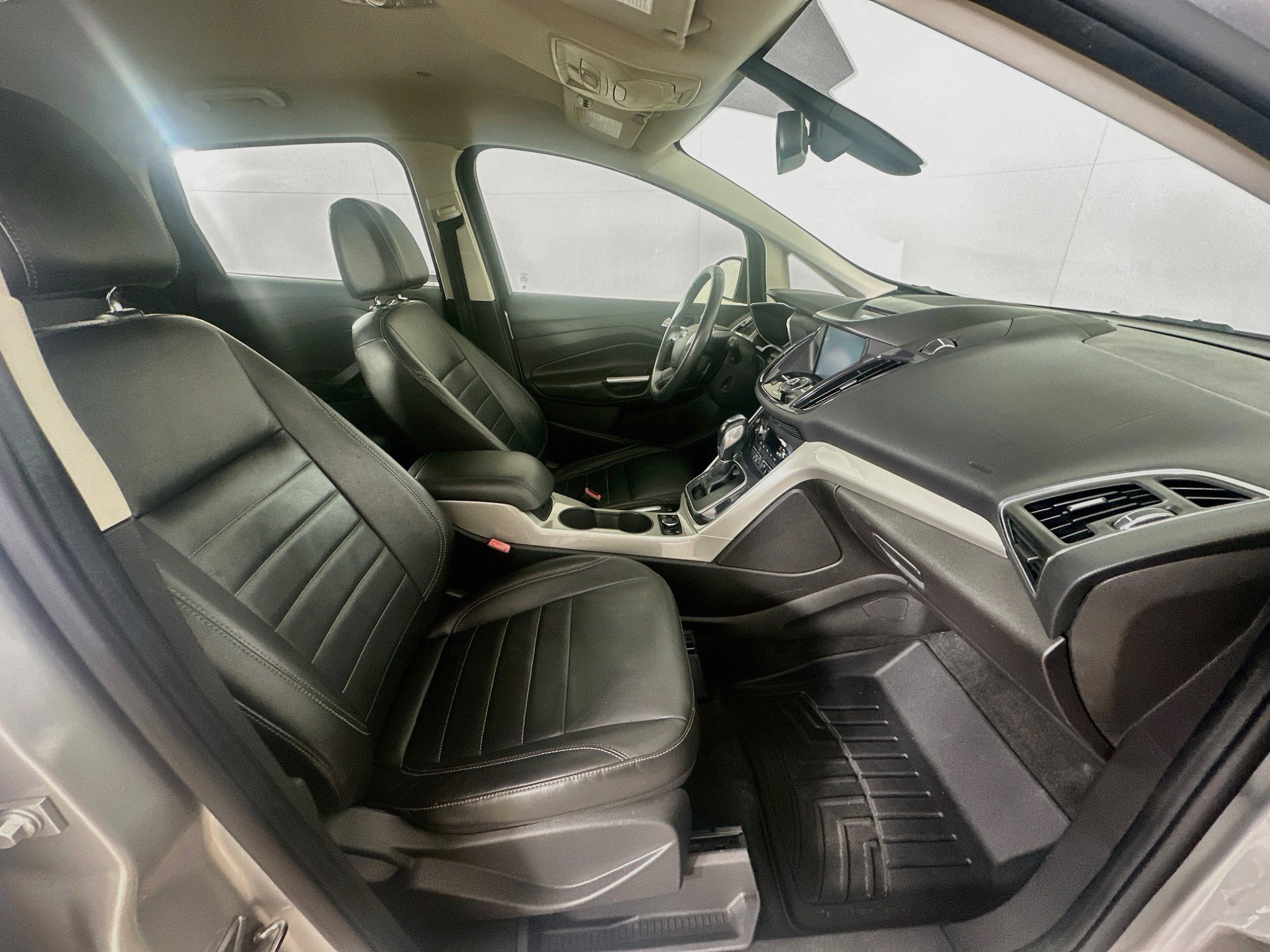 Used 2013 Ford C-MAX Energi SEL FWD image 31
