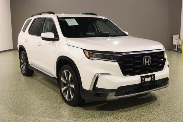 Used 2023 Honda Pilot Elite image 1