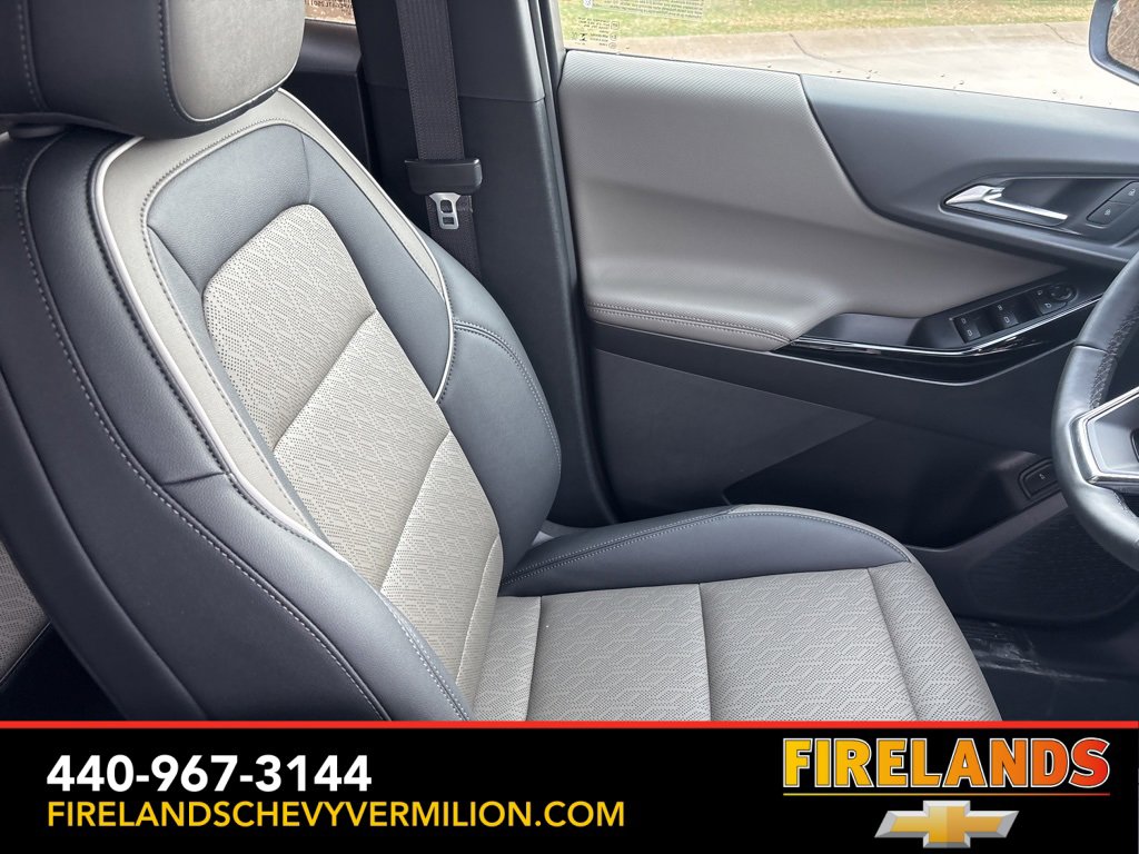 New 2026 Chevrolet Equinox LT w/ Convenience Package II image 31