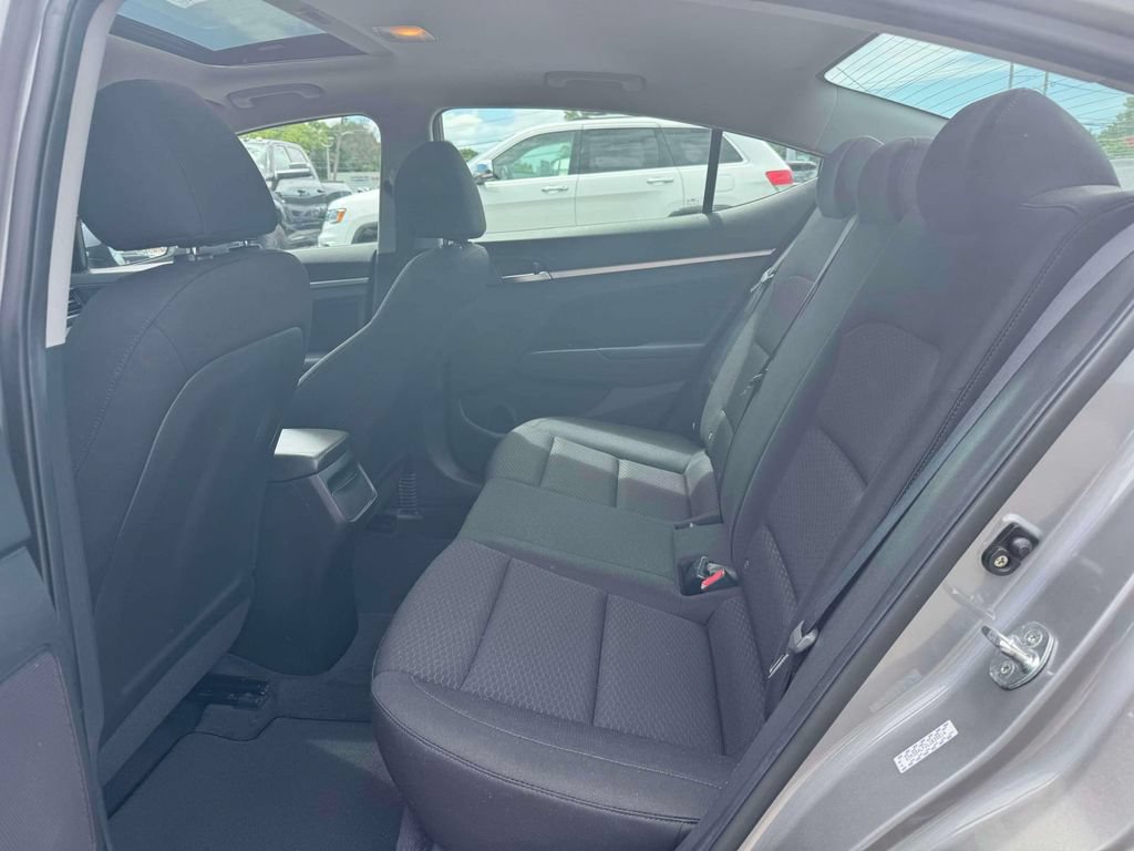 Used 2020 Hyundai Elantra Value Edition w/ Cargo Package (C1) FWD image 11