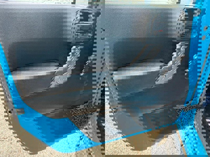 Used 2018 Jeep Wrangler Unlimited Sport w/ Connectivity Group image 15